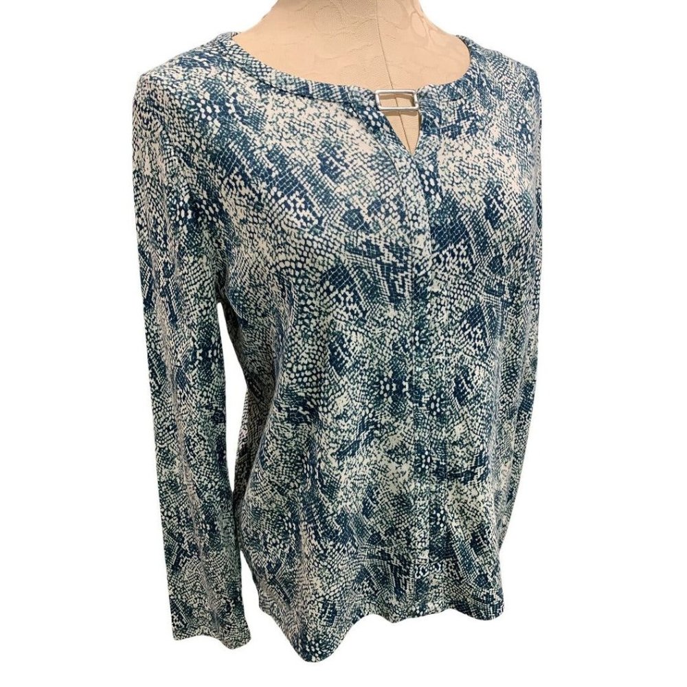 Large Petite Hastings & Smith Women's Pullover Print Top V-Neck